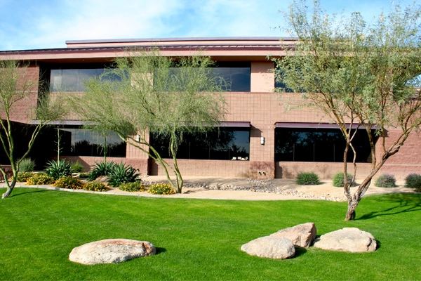 commercial real estate landscaping